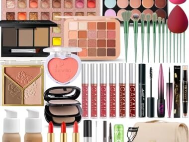 Best All Natural Makeup Brands for Dark Skin