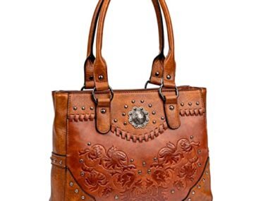 Must-Have Handbags for Every Season