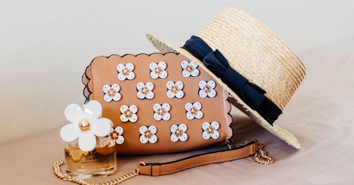 Accessorize An Outfit,Accessorize An Outfit