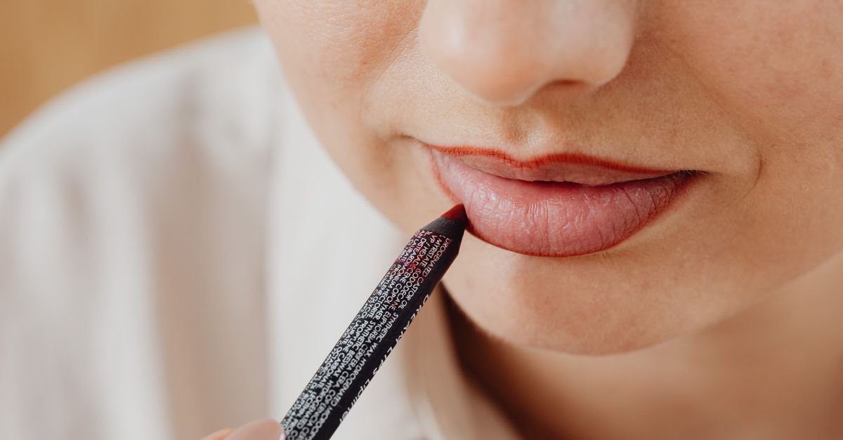 Lip Lining Techniques Fuller Lips,Techniques Fuller Lips
