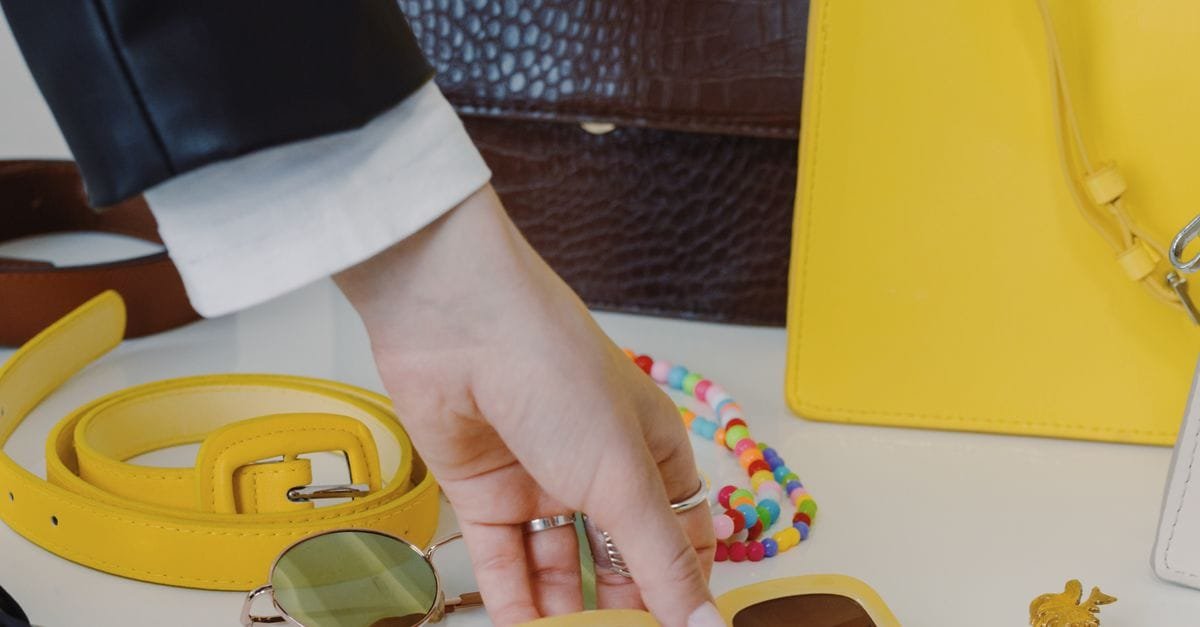 Accessorize An Outfit,Accessorize An Outfit