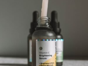 Vitamin C brightening serum with dropper
