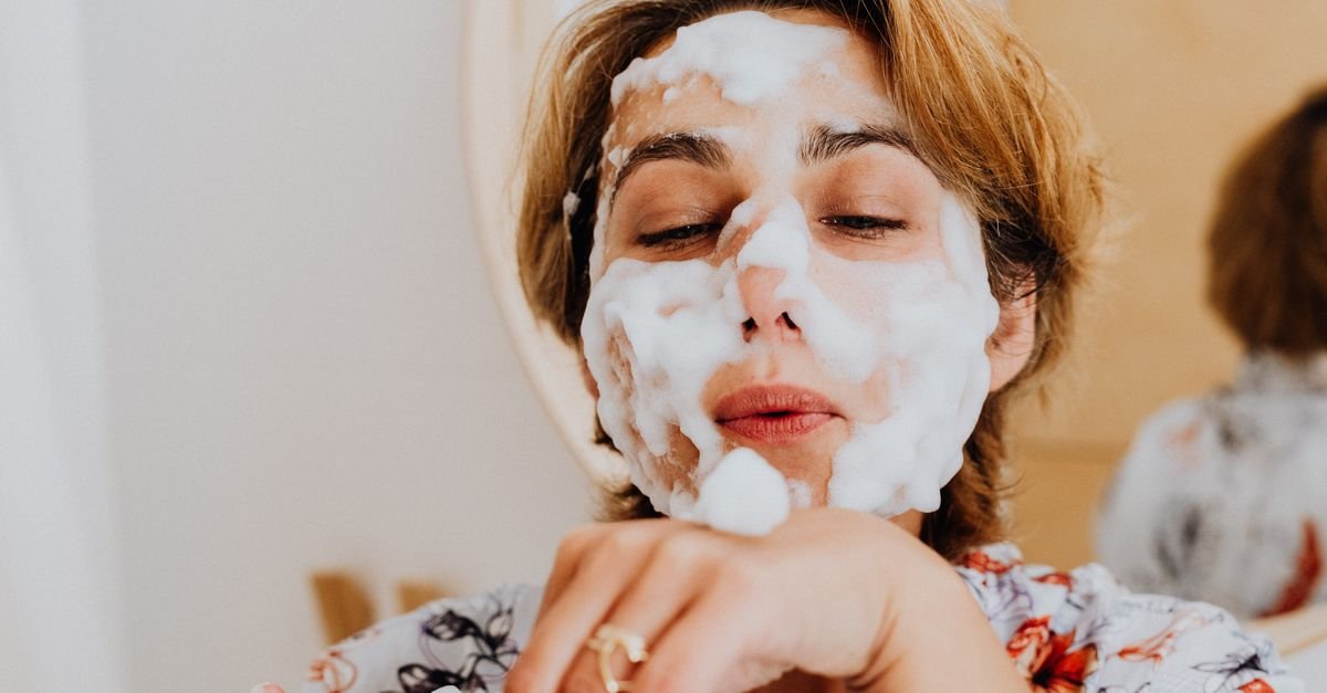 Cleansing the face