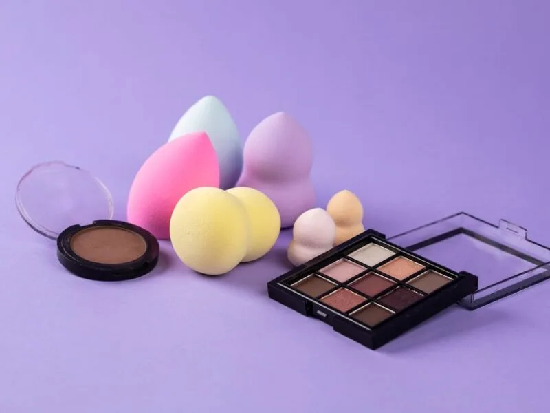 Makeup sponges for a flawless foundation base