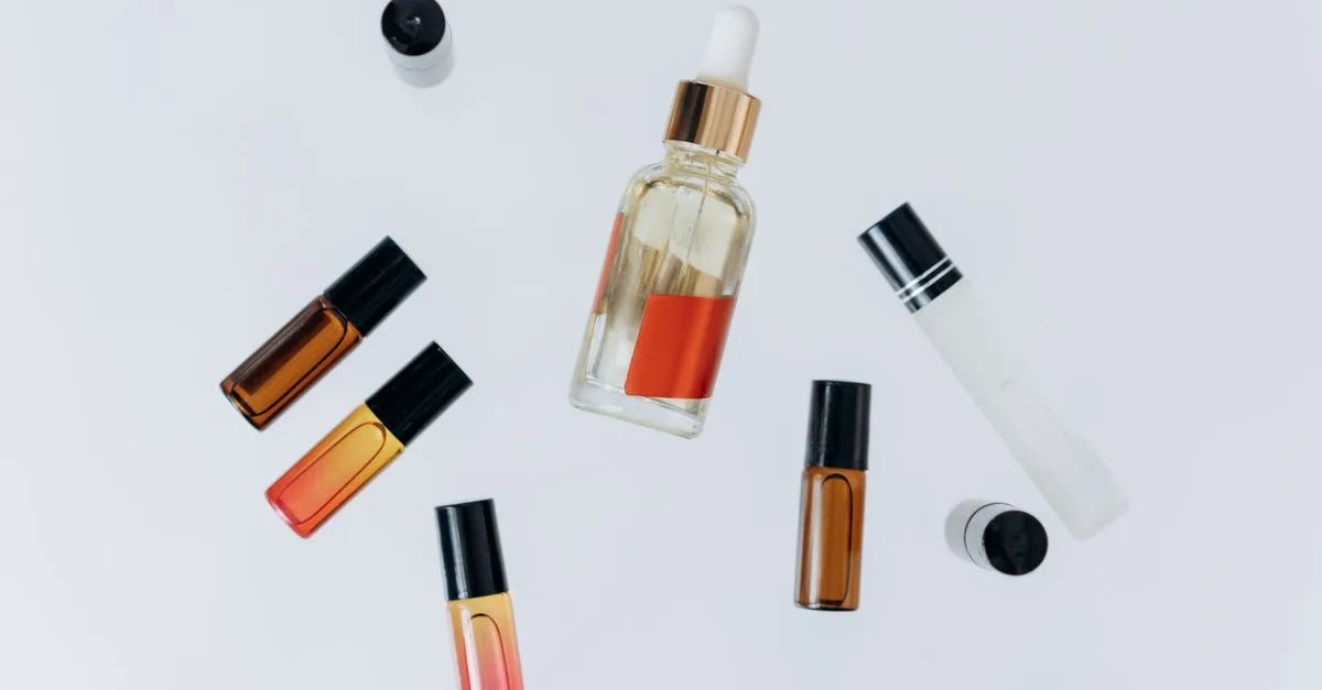 Oil bottles arranged in a flat lay