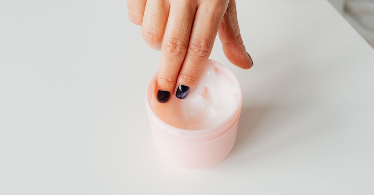 A ceramide cream helps rebuild the skin barrier
